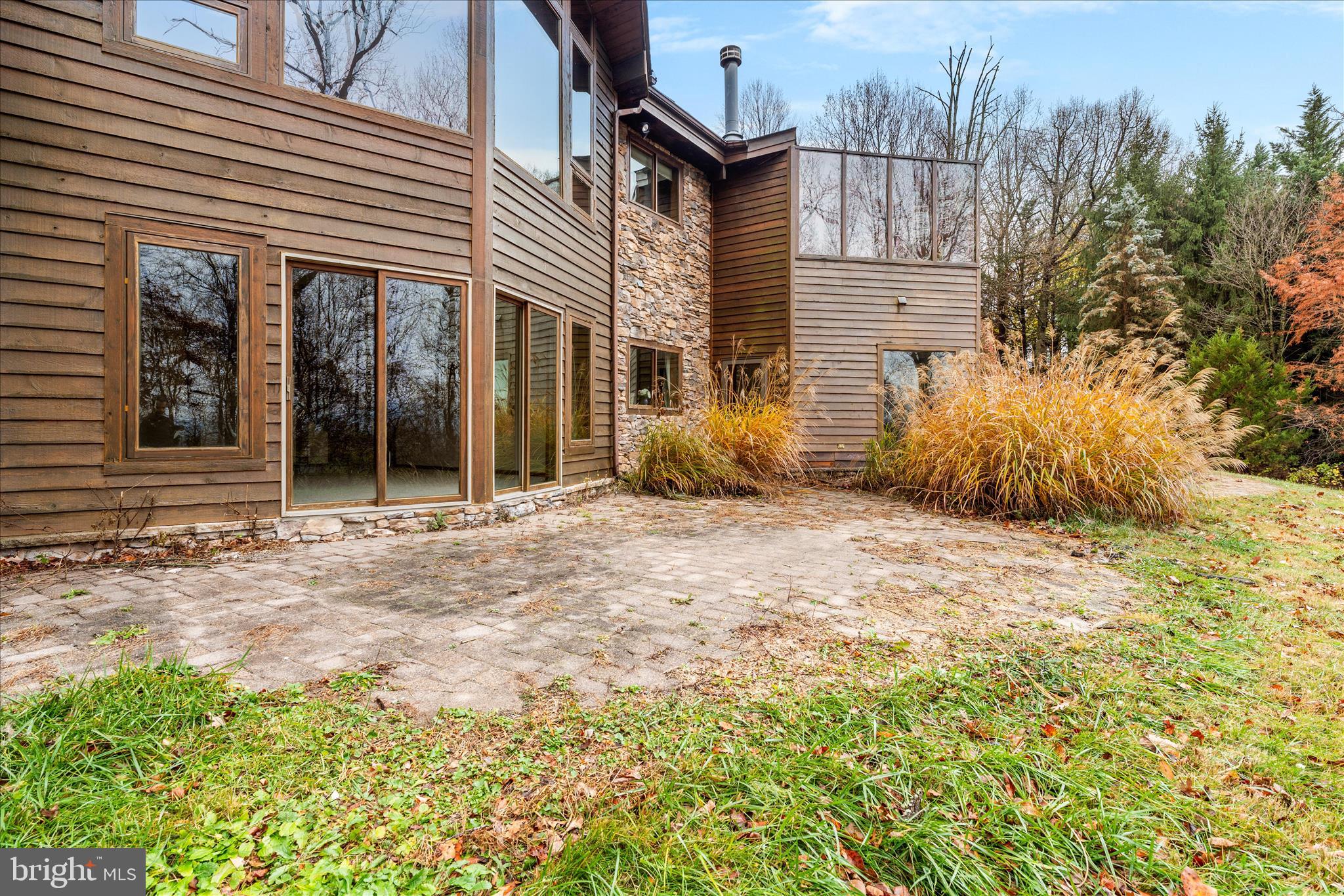 7442 DOGWOOD LANE