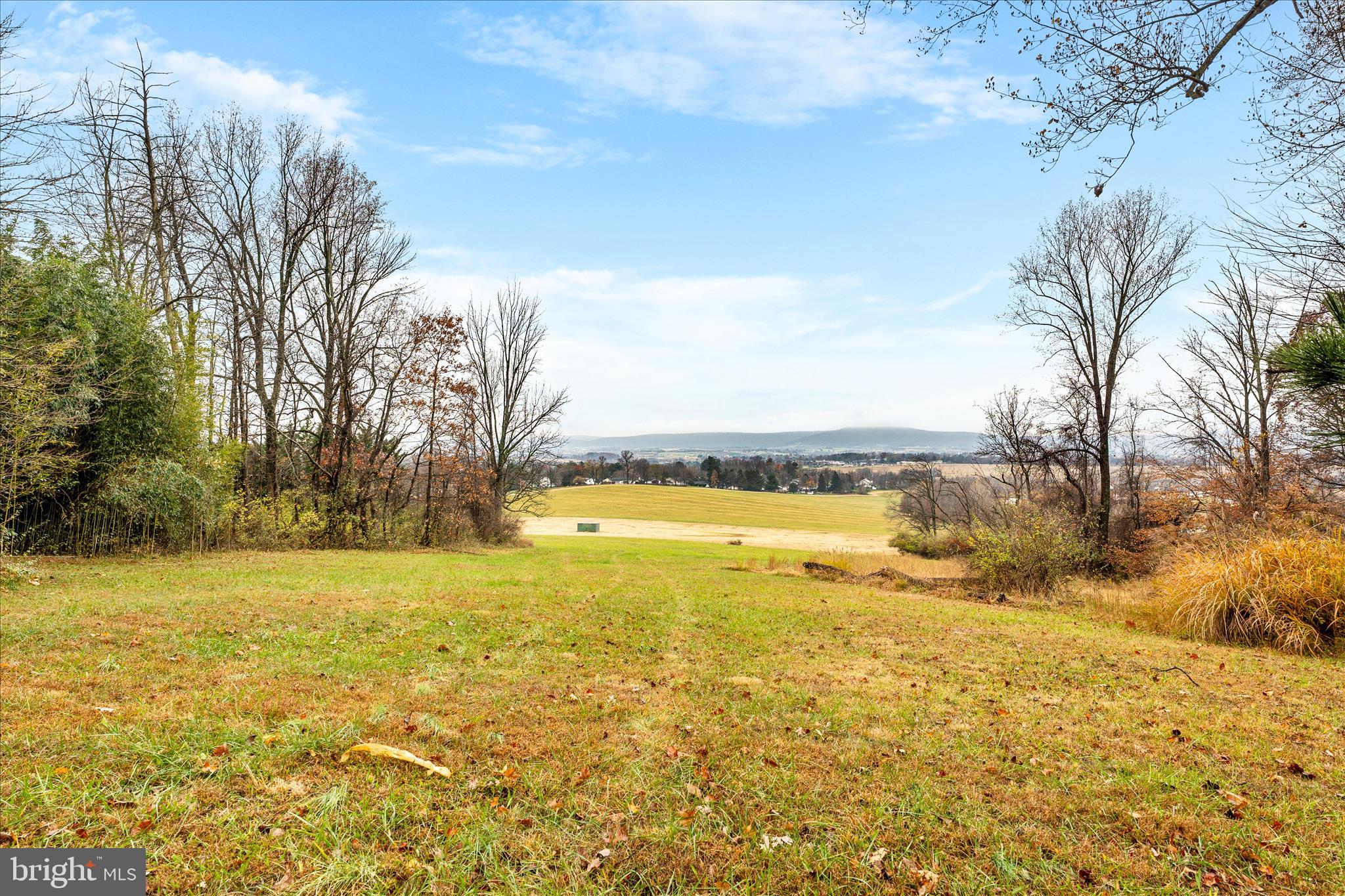 7442 DOGWOOD LANE