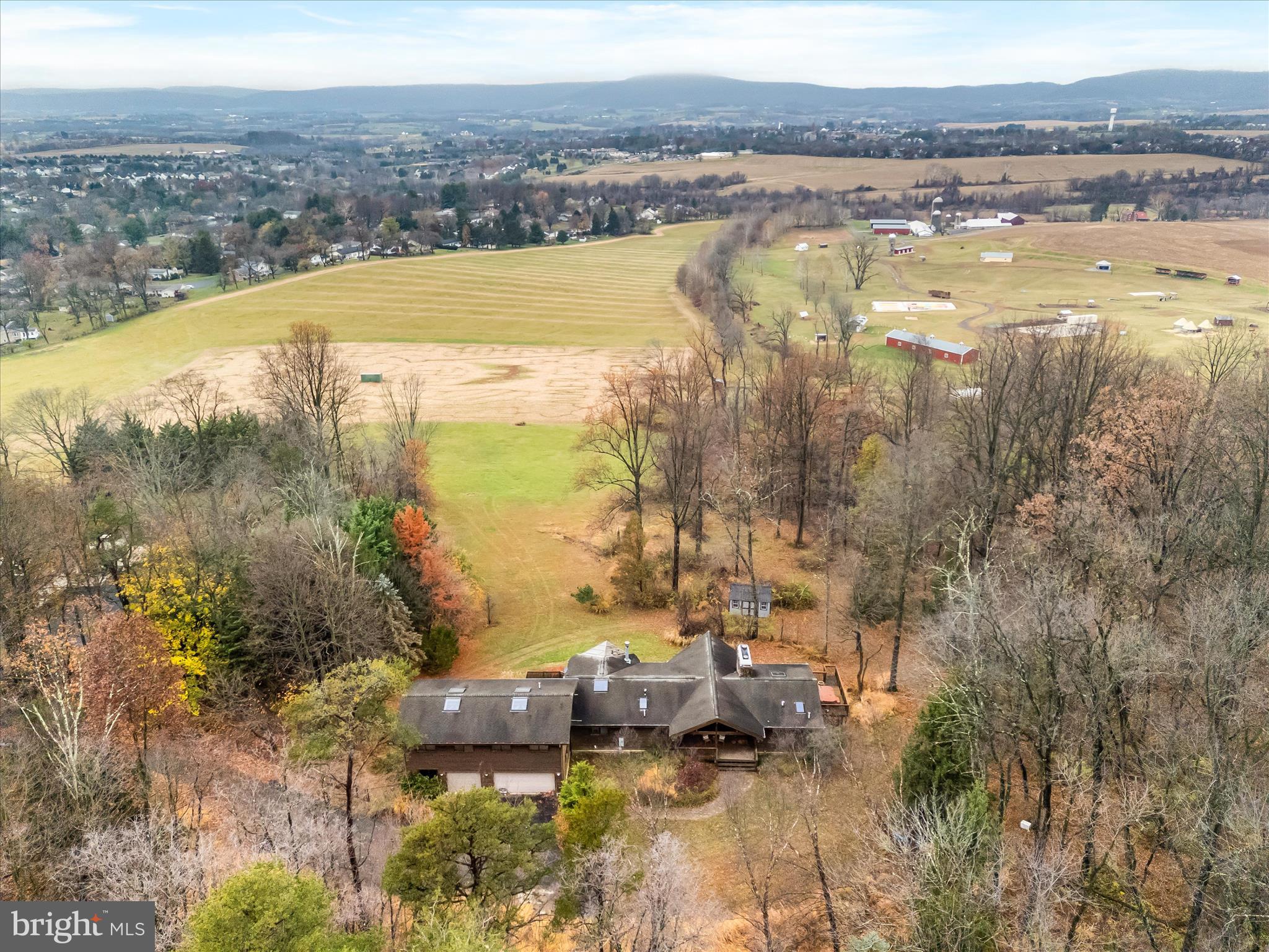 7442 DOGWOOD LANE