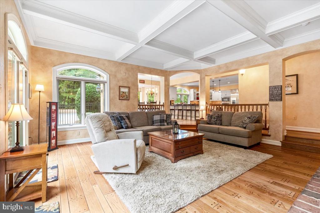 5948 WHITE FLINT DRIVE