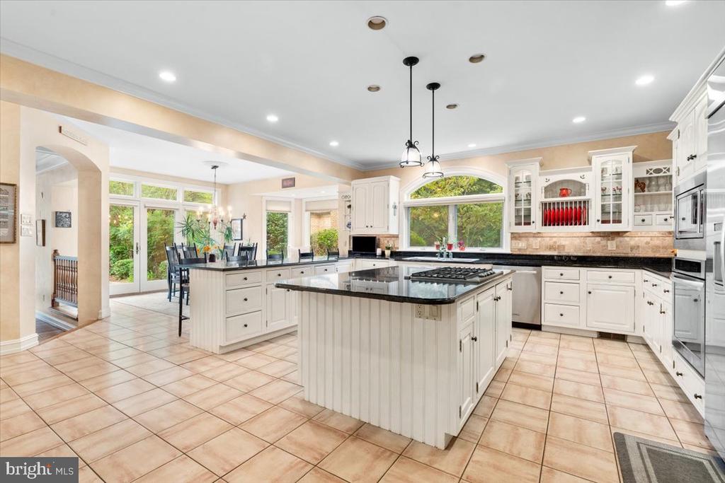 5948 WHITE FLINT DRIVE