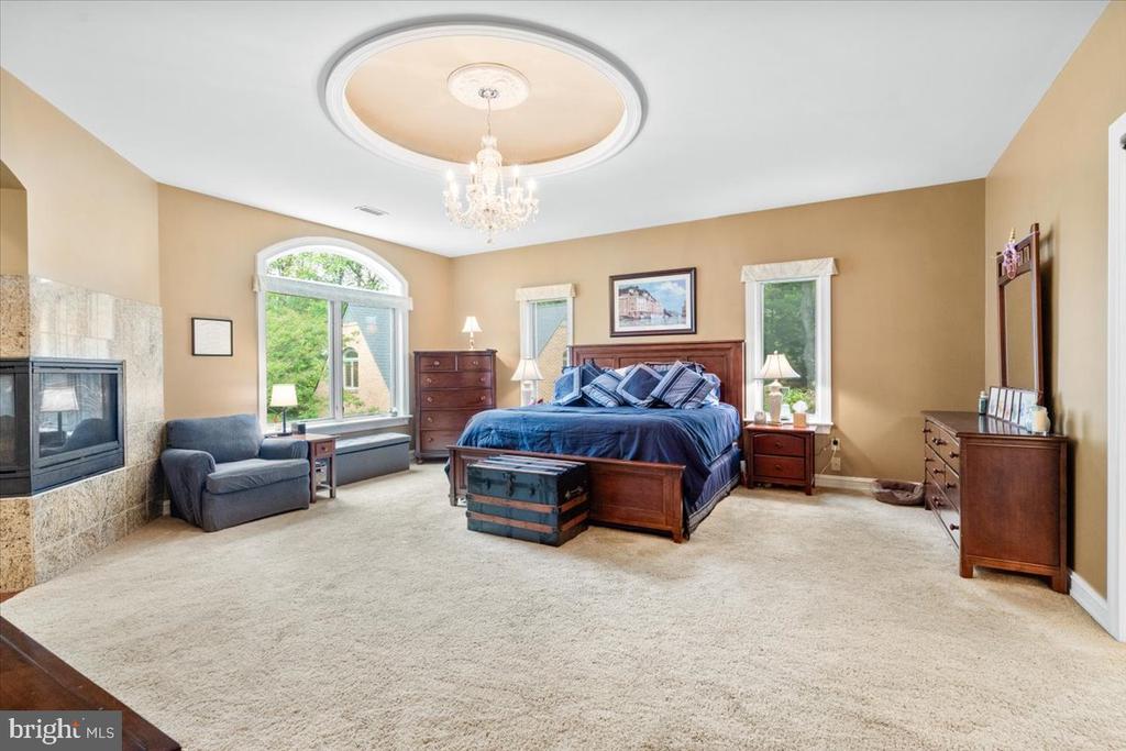 5948 WHITE FLINT DRIVE