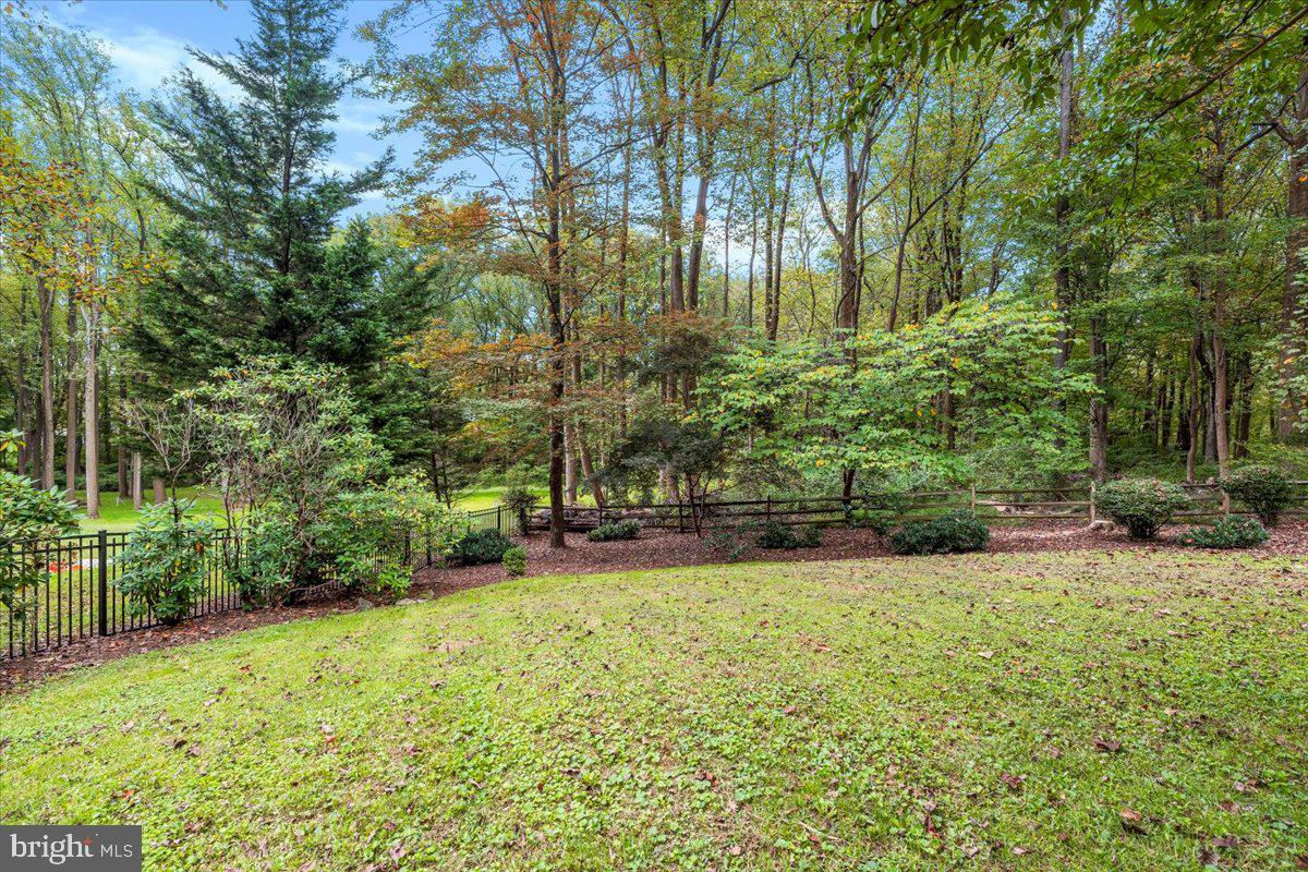 5948 WHITE FLINT DRIVE