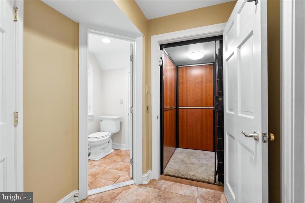 5948 WHITE FLINT DRIVE
