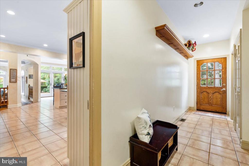 5948 WHITE FLINT DRIVE