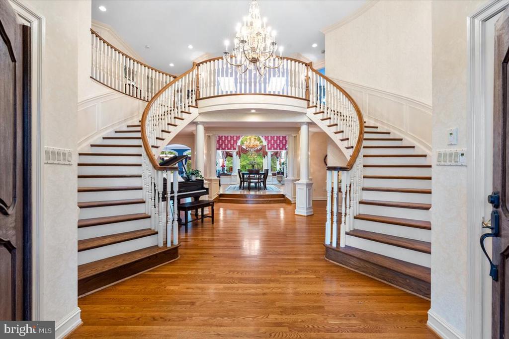 5948 WHITE FLINT DRIVE