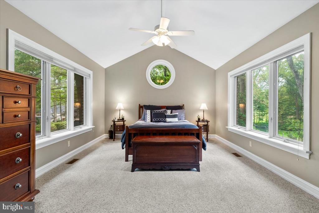 5948 WHITE FLINT DRIVE