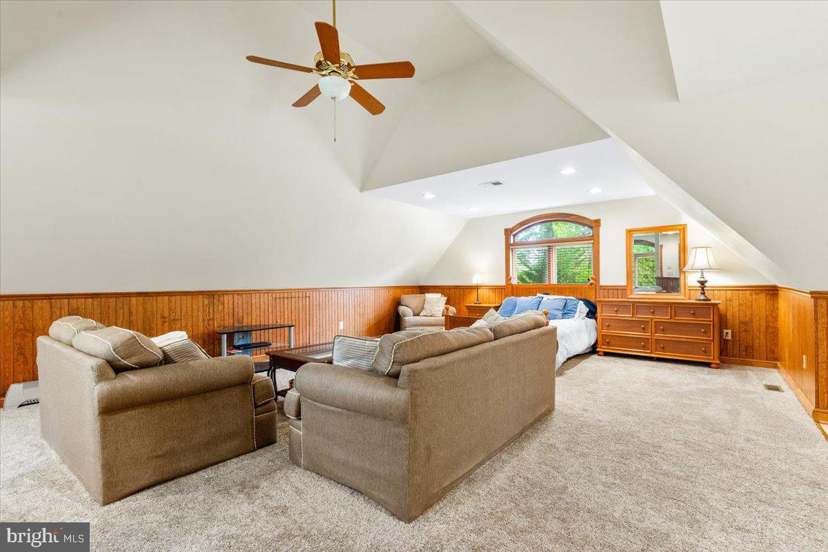 5948 WHITE FLINT DRIVE