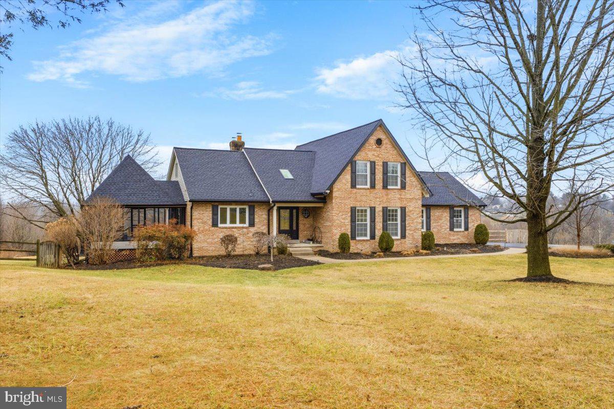 3293 N HILL COURT