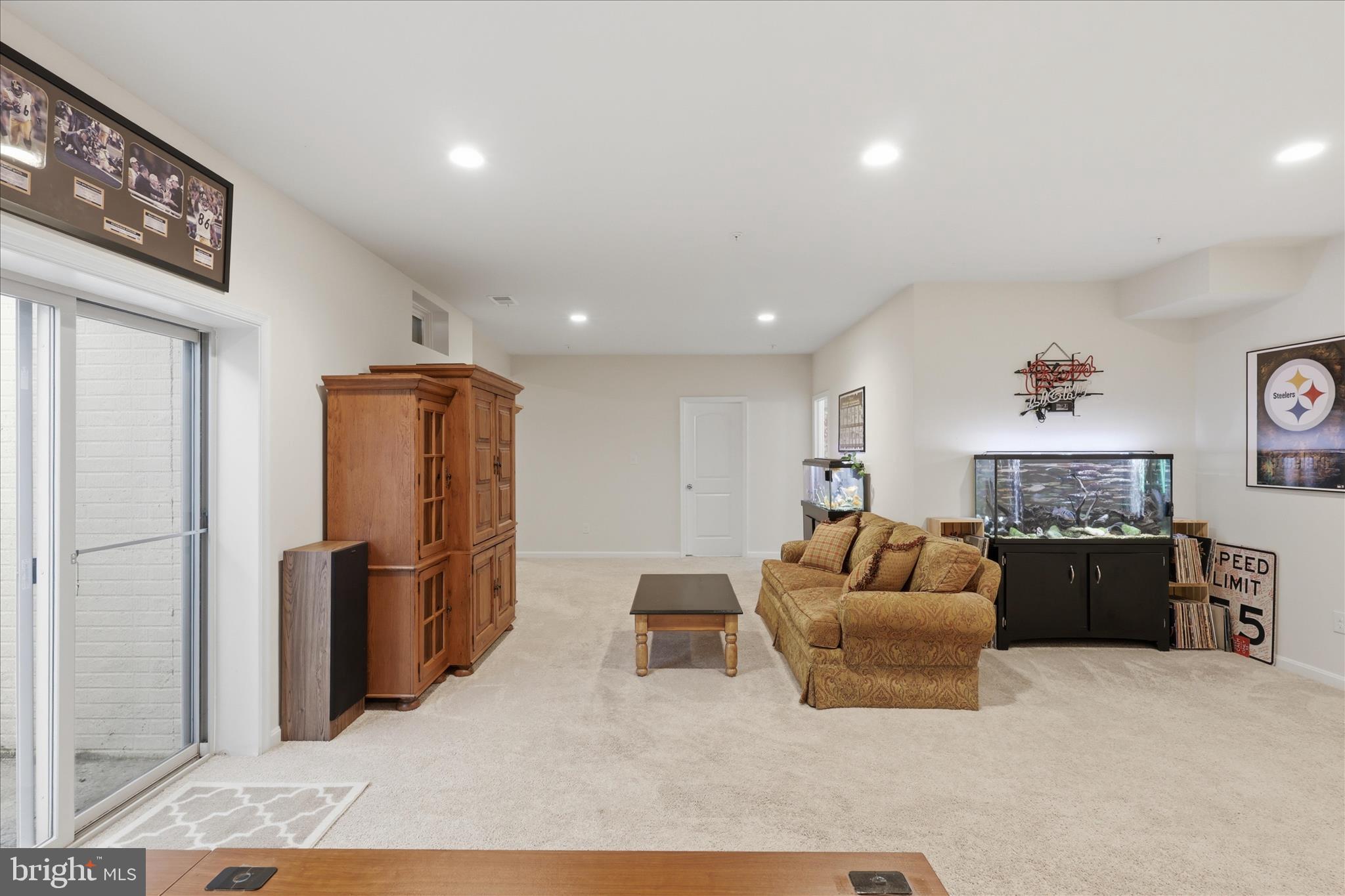 6606 CORBEL WAY