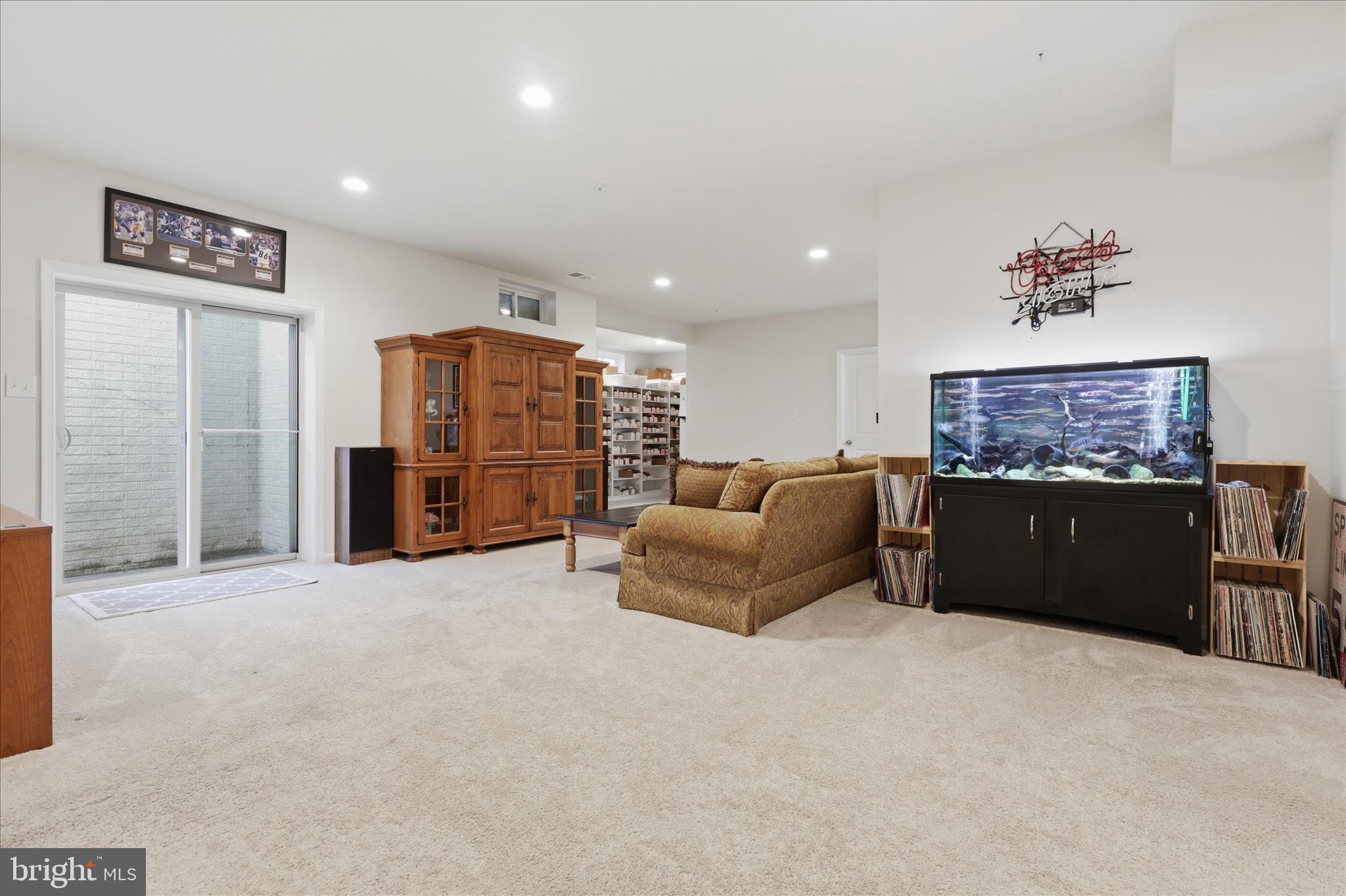6606 CORBEL WAY