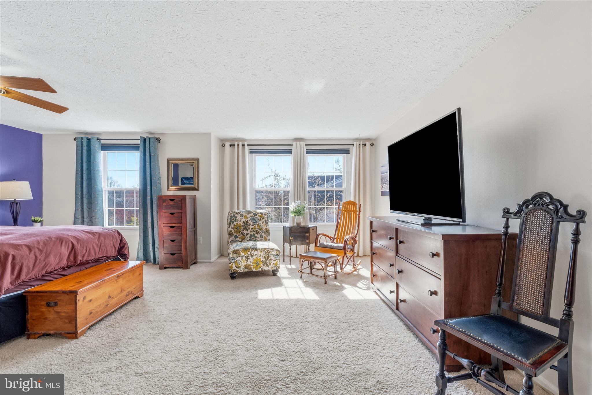 557 BOYSENBERRY LANE