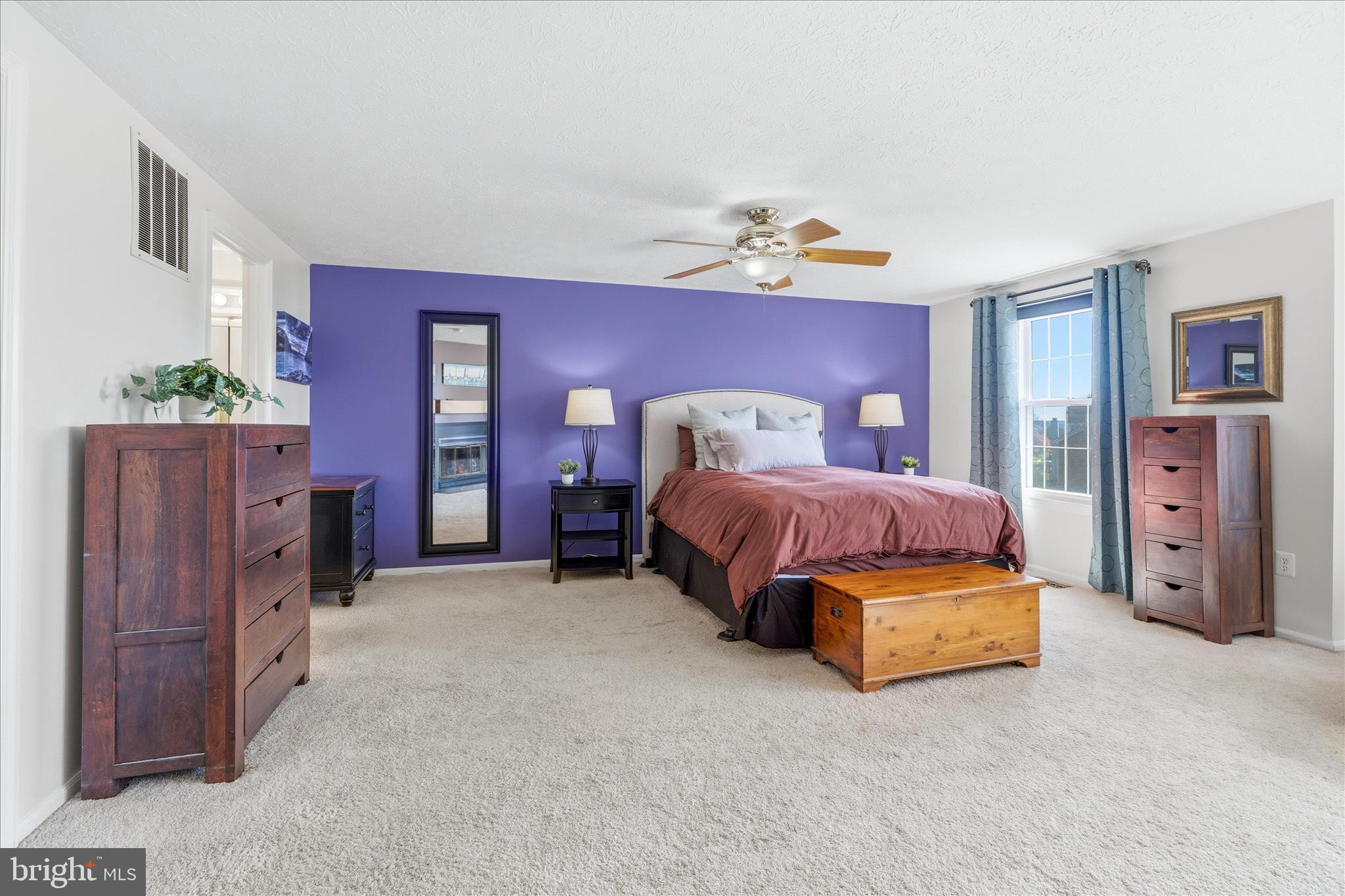 557 BOYSENBERRY LANE