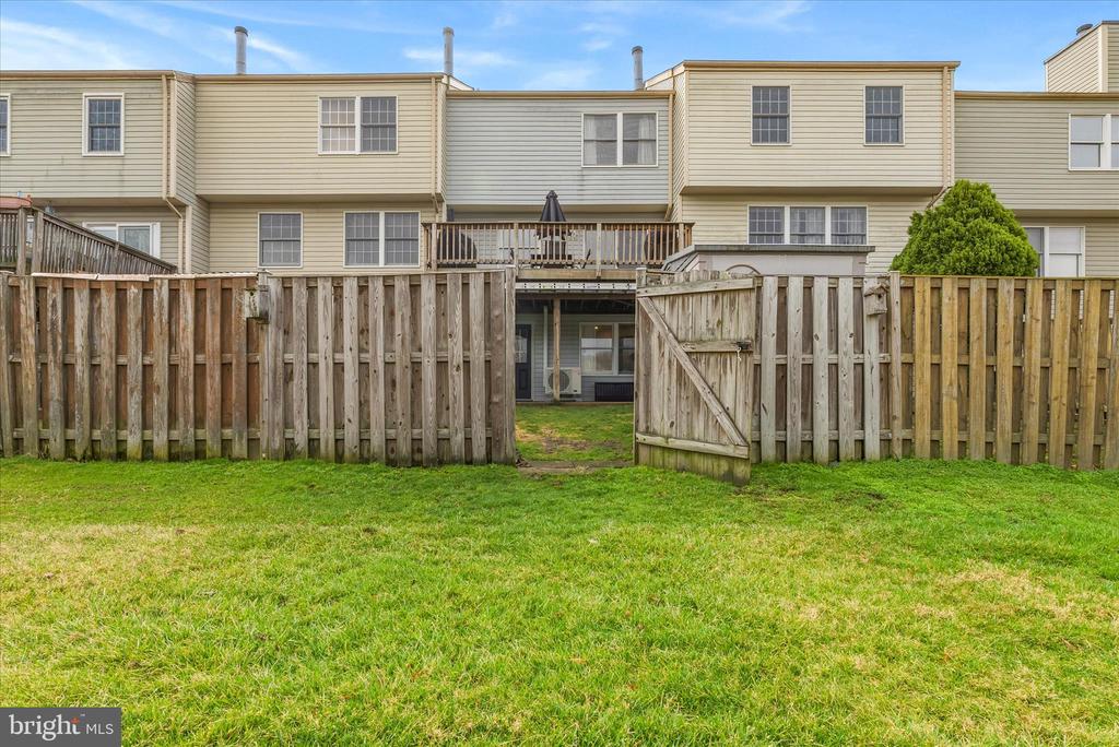 6220 ILLINOIS COURT