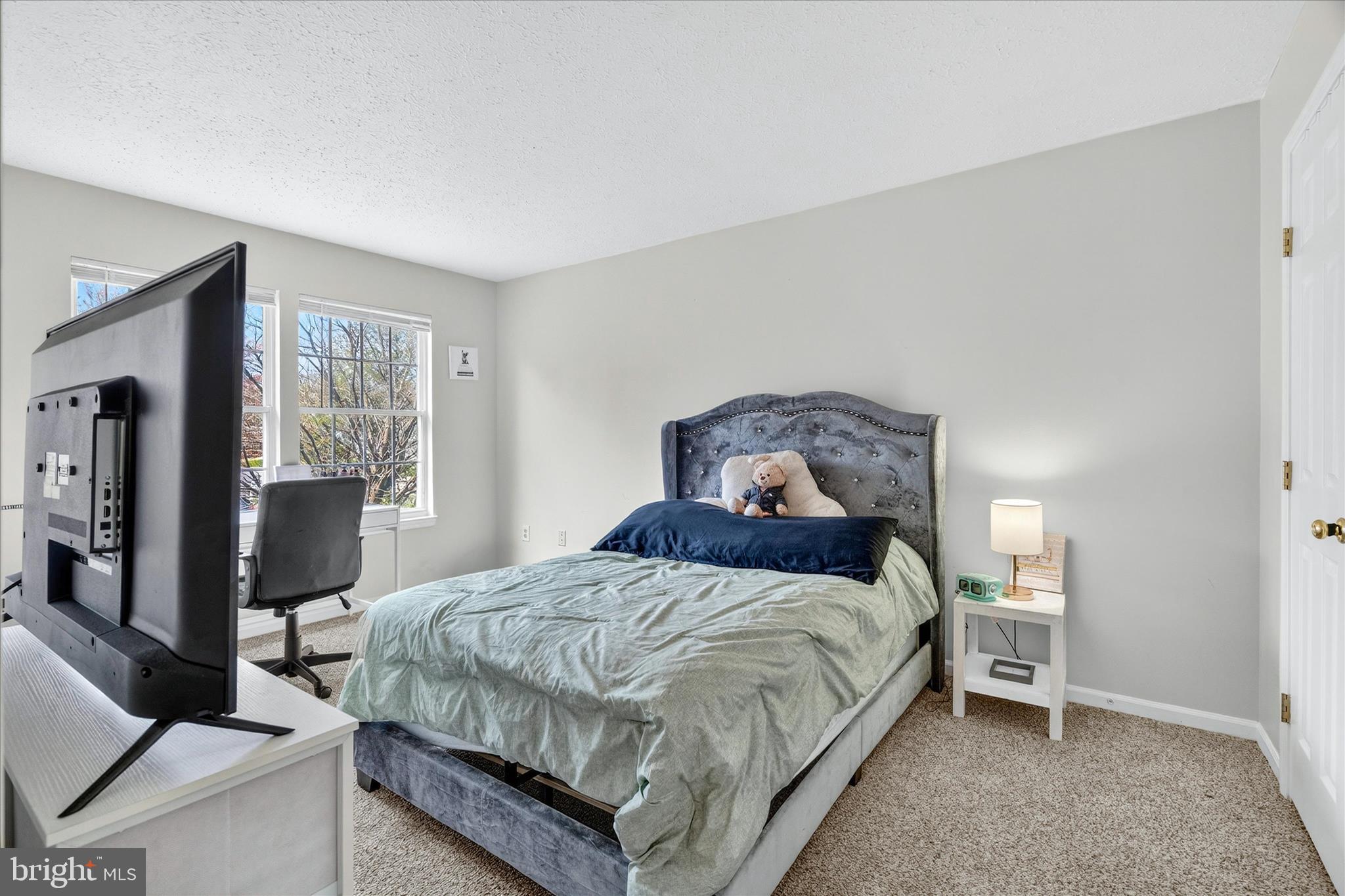 5348 SAINT JAMES PLACE