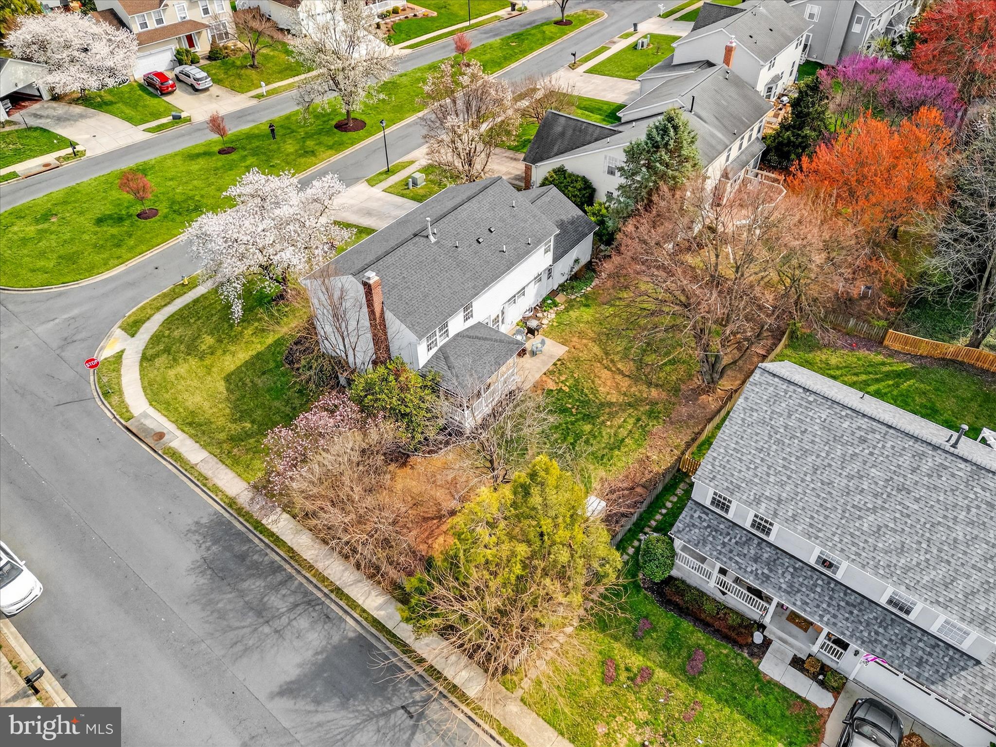 5348 SAINT JAMES PLACE