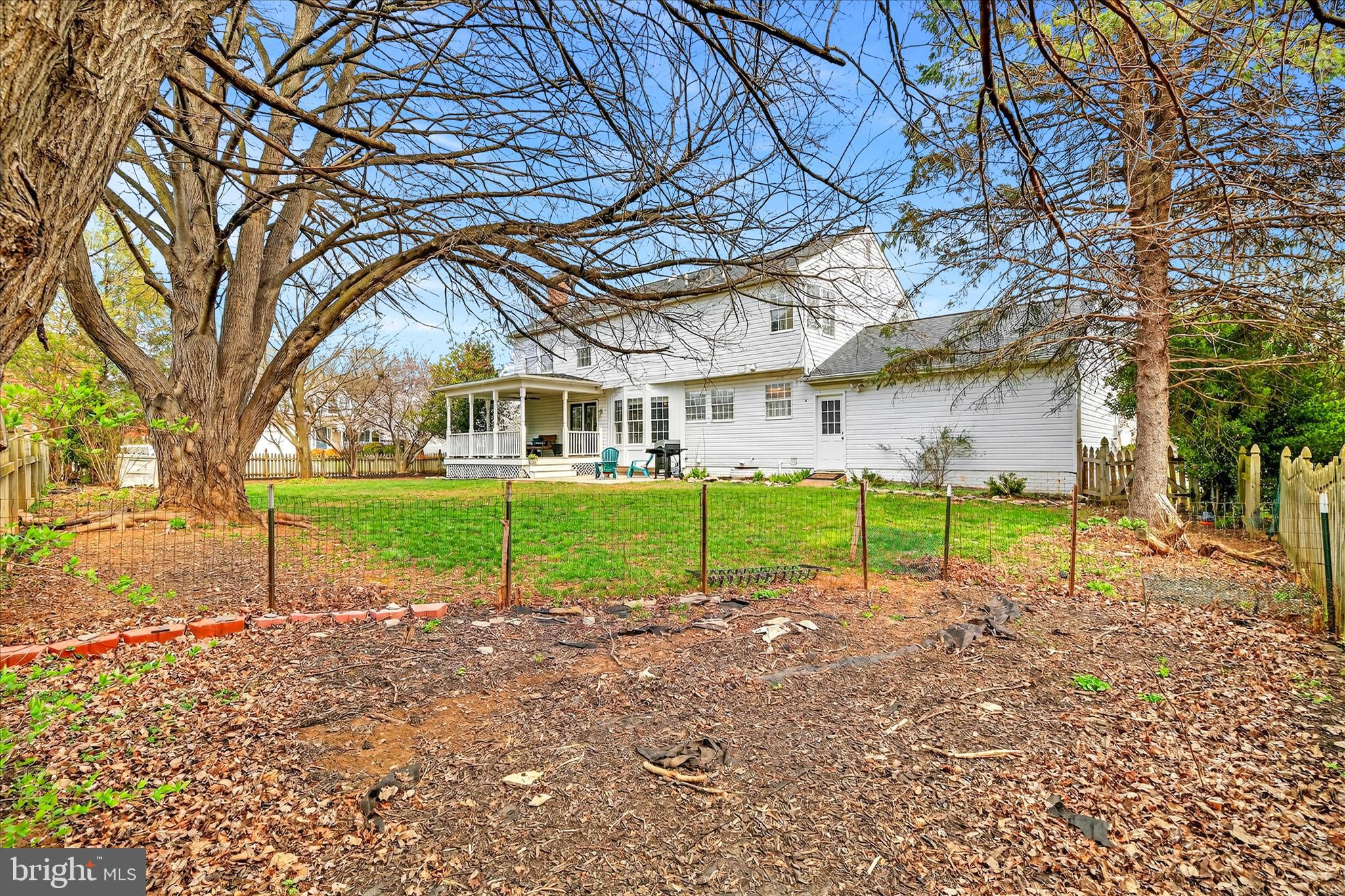 5348 SAINT JAMES PLACE