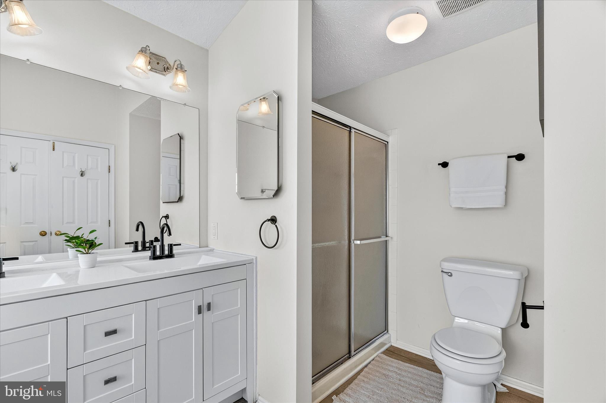 5348 SAINT JAMES PLACE