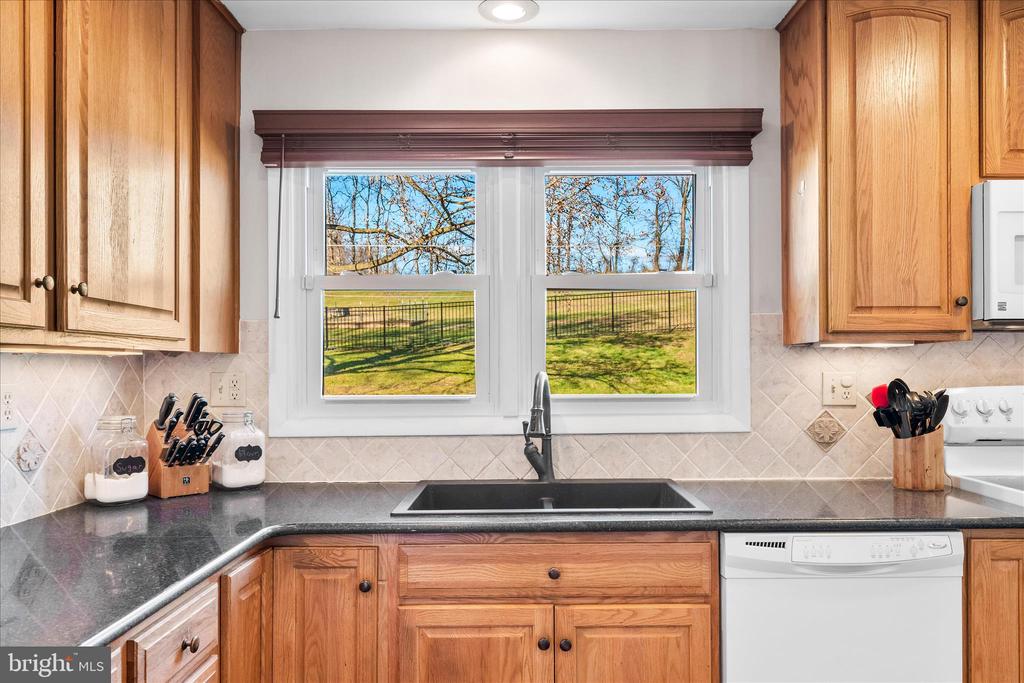 12734 WOODSBORO PIKE