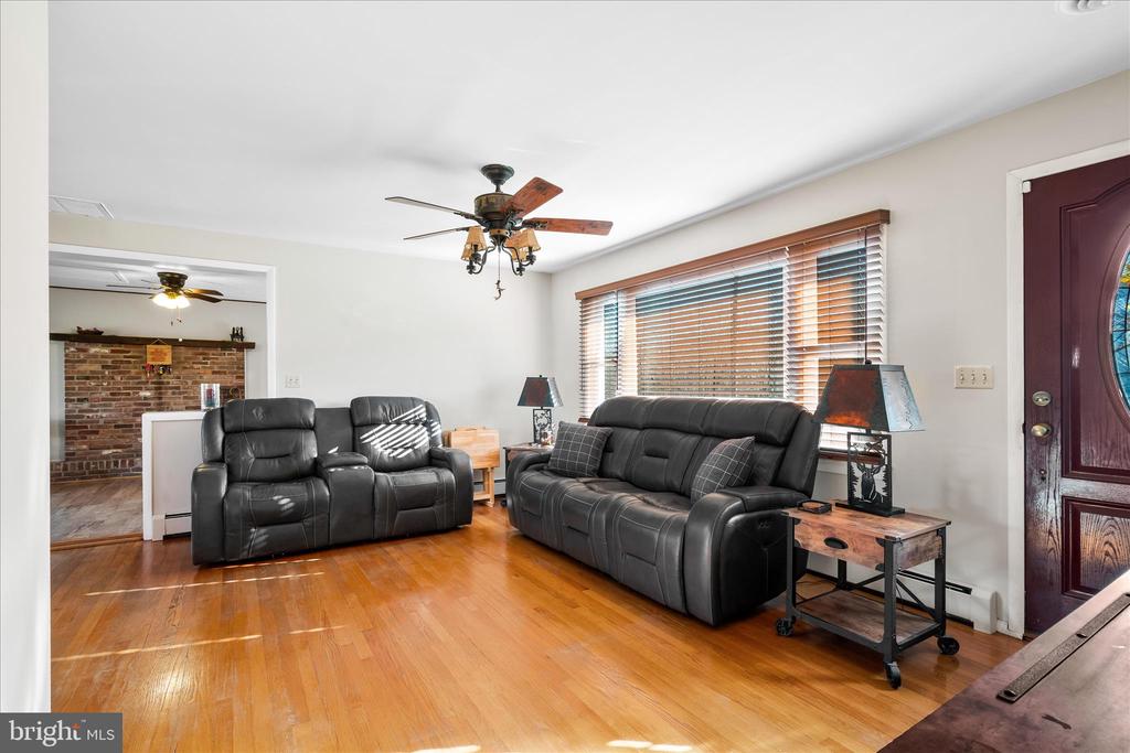 12734 WOODSBORO PIKE