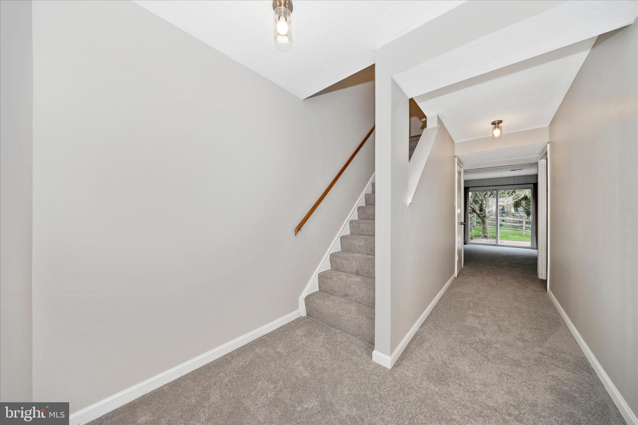 25 BOILEAU COURT