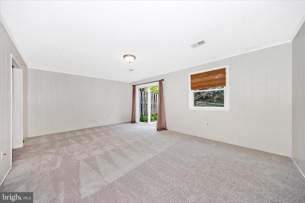 25 BOILEAU COURT