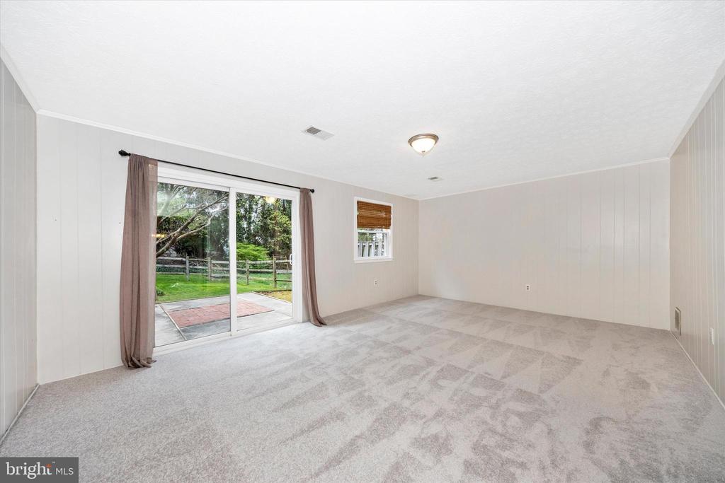 25 BOILEAU COURT