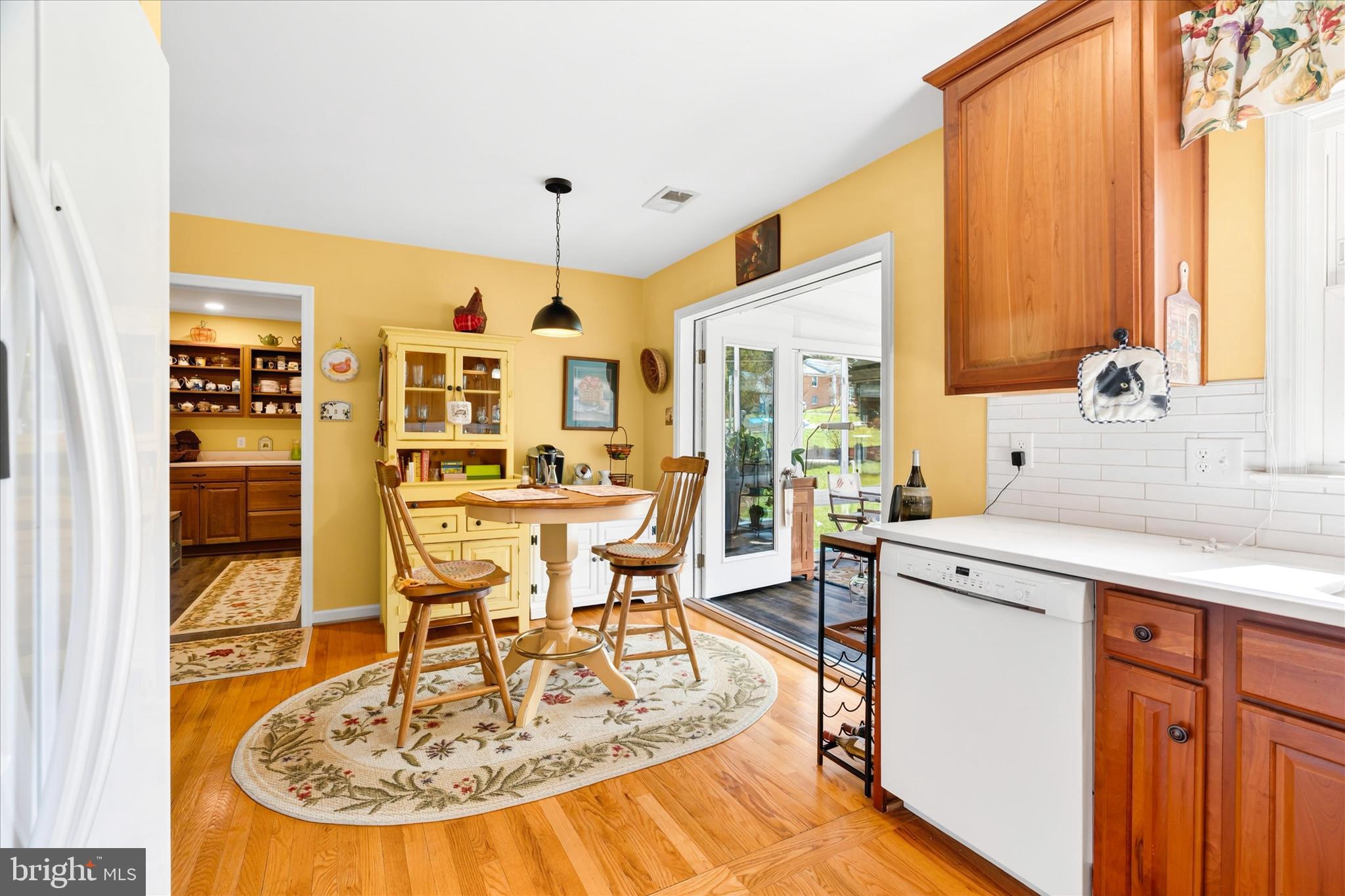 2 LOMBARDY DRIVE