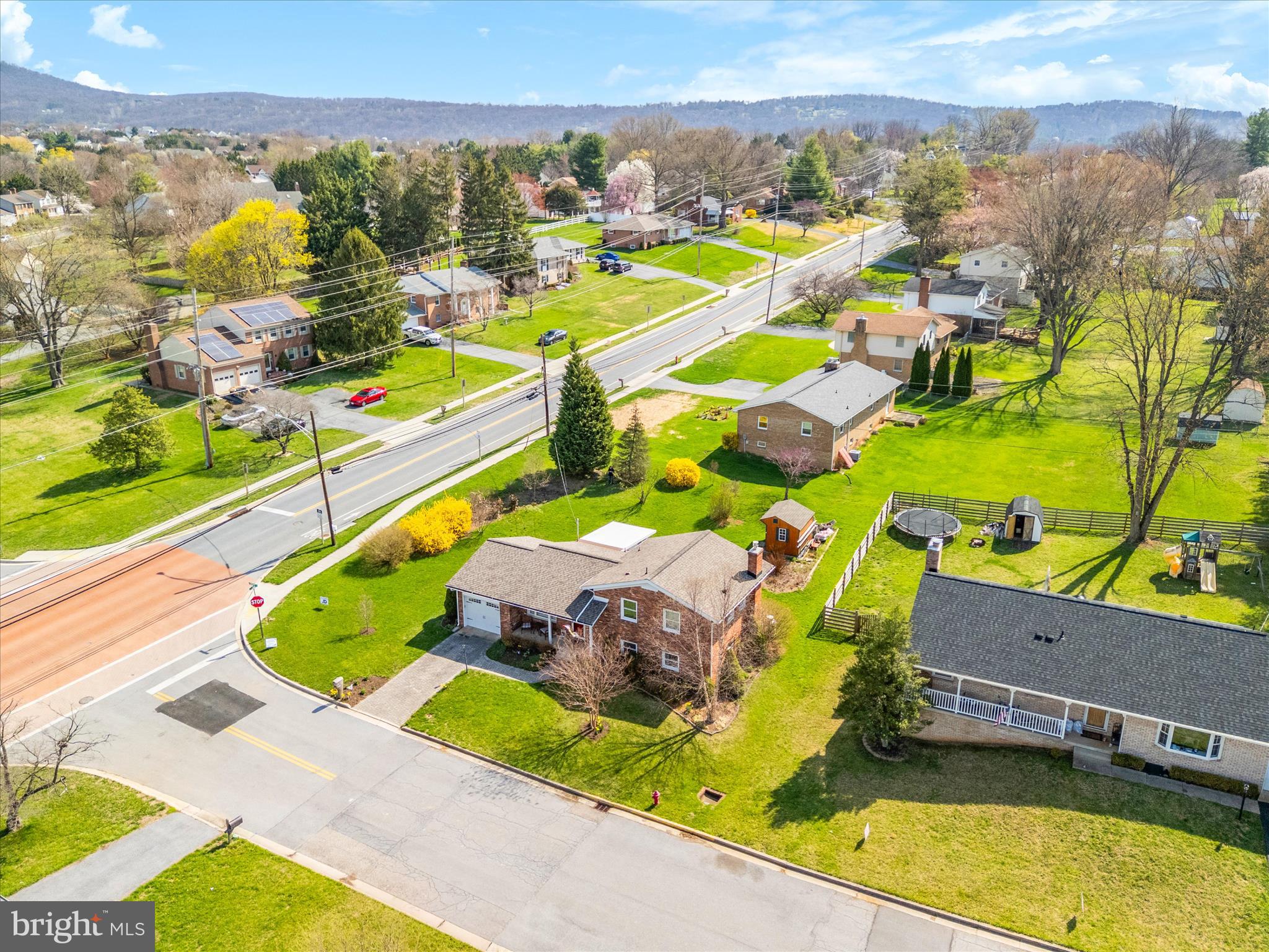 2 LOMBARDY DRIVE
