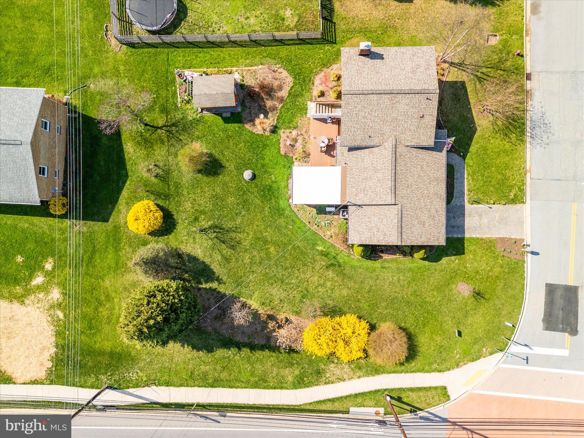 2 LOMBARDY DRIVE