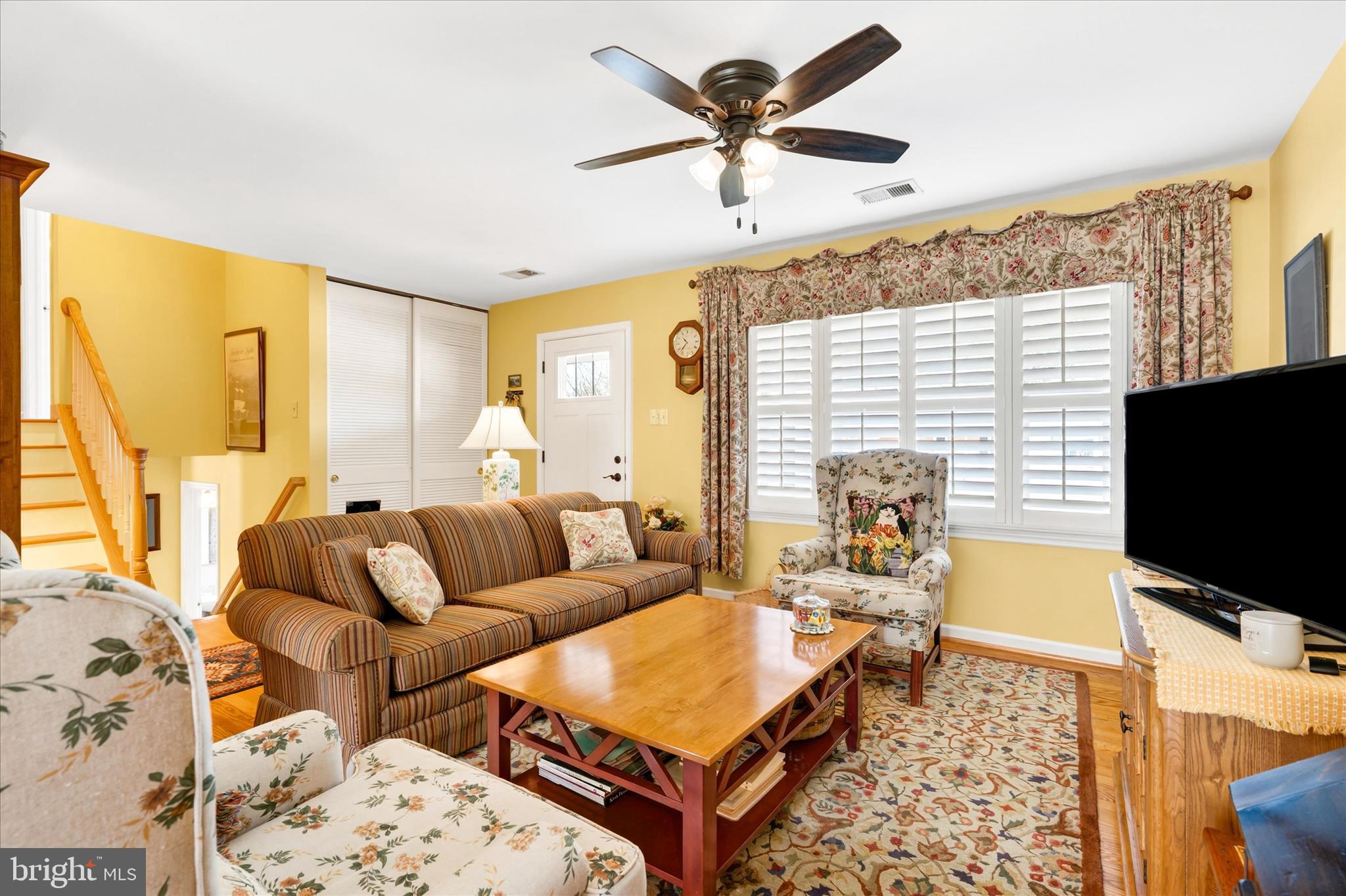 2 LOMBARDY DRIVE