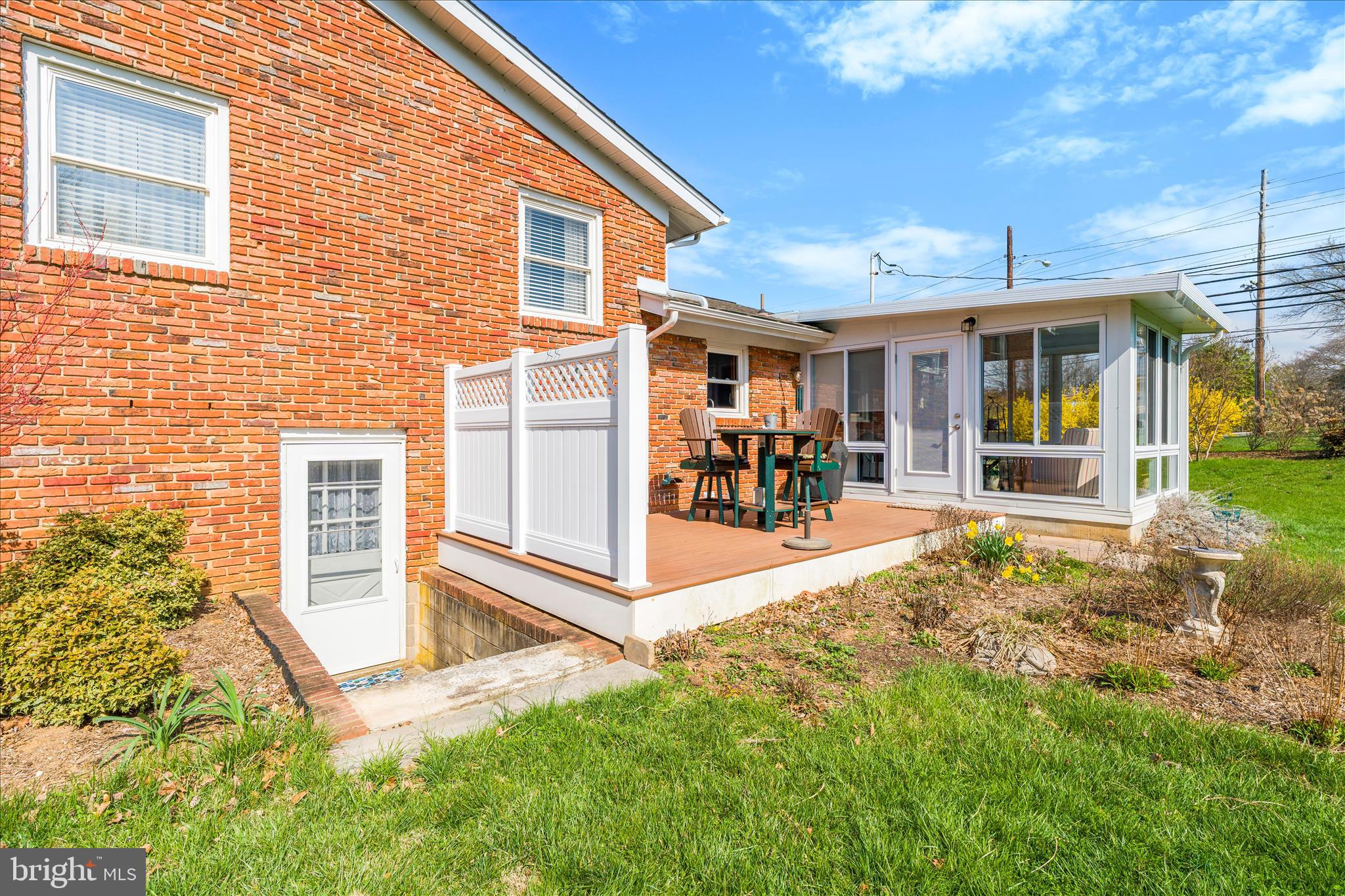 2 LOMBARDY DRIVE