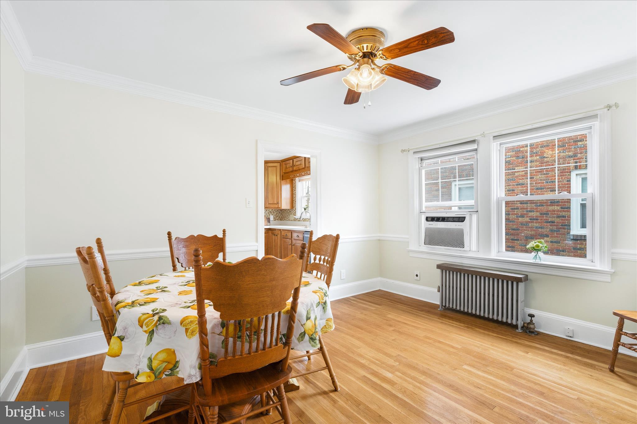 6 E 13TH STREET
