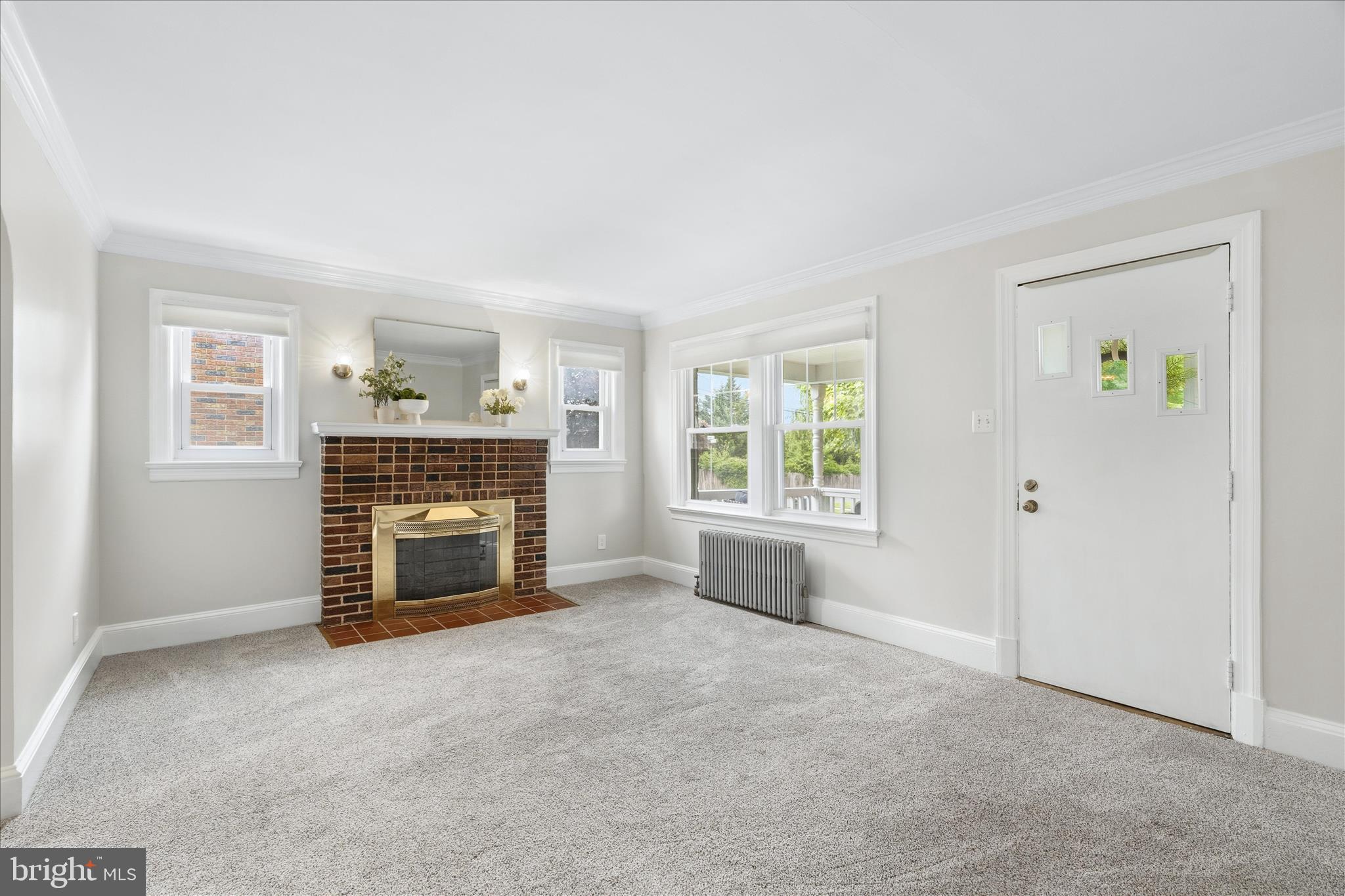 6 E 13TH STREET