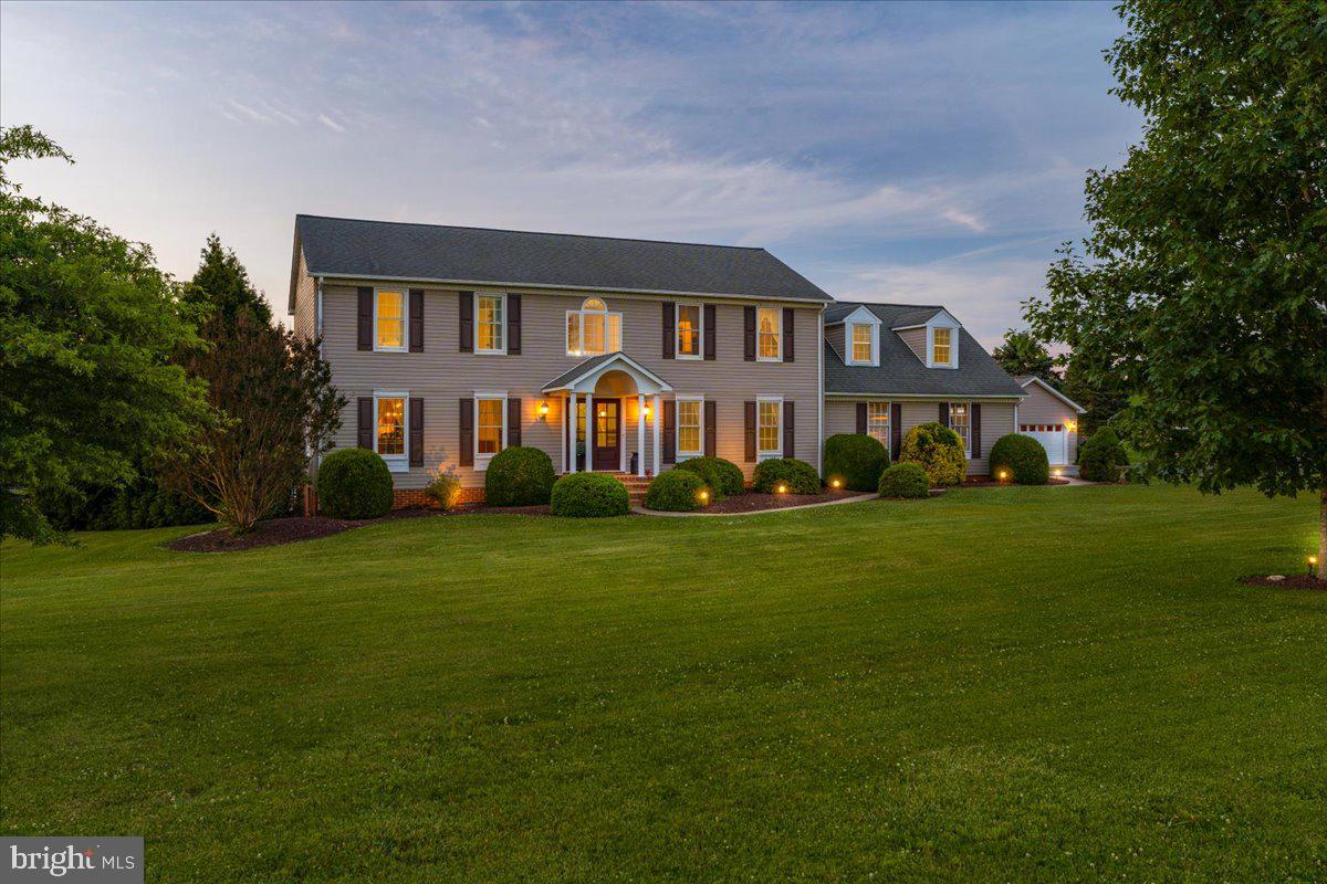 3938 CHERRY LANE