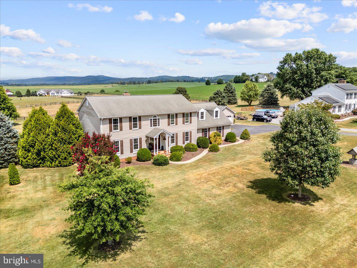 3938 CHERRY LANE