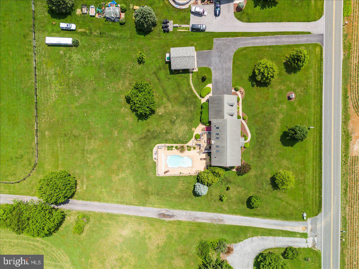 3938 CHERRY LANE