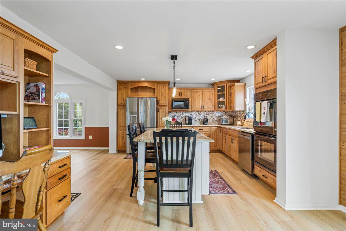 3938 CHERRY LANE