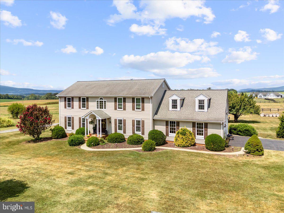 3938 CHERRY LANE