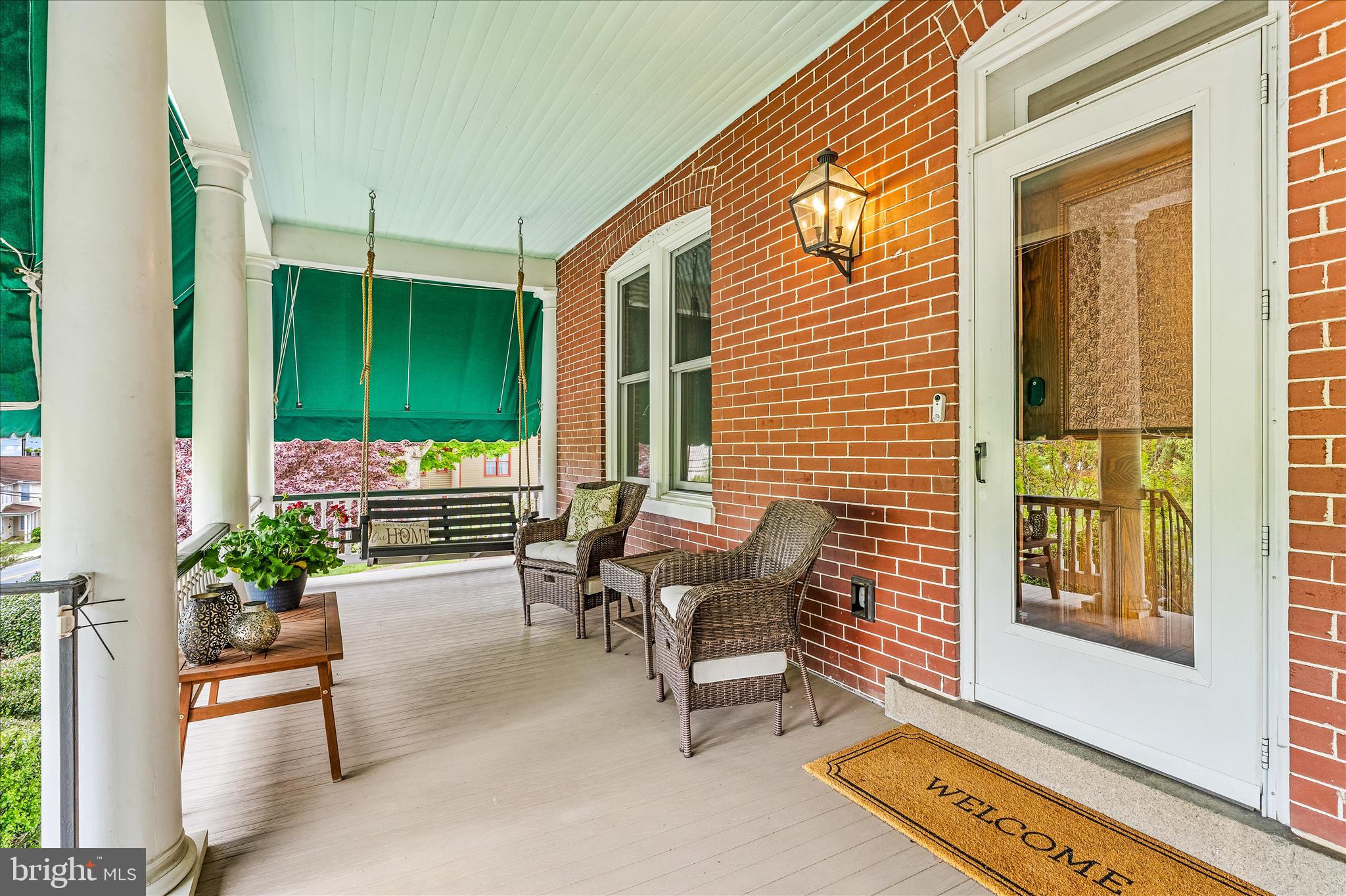 19 E MAIN STREET