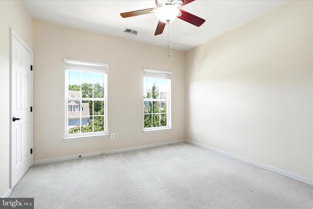 9009 BEALLS FARM ROAD
