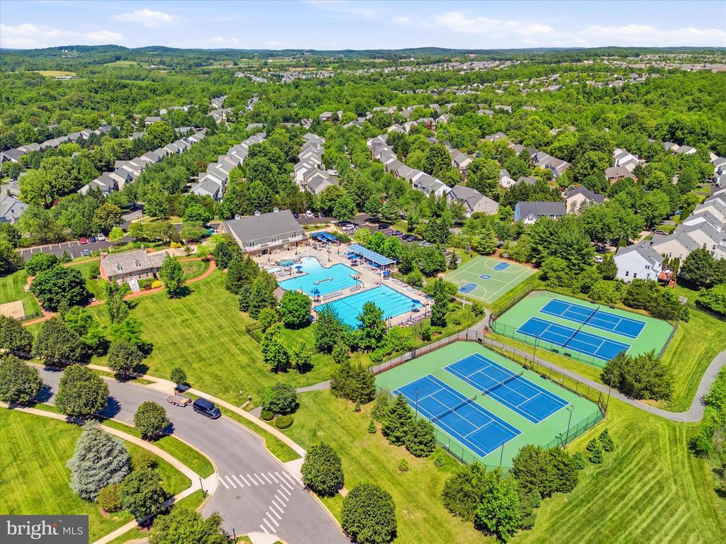 9009 BEALLS FARM ROAD