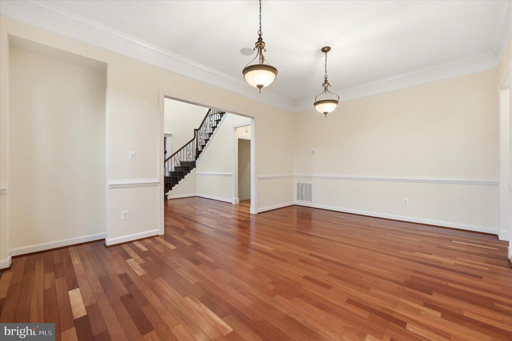 4311 SARATOGA SPRINGS COURT