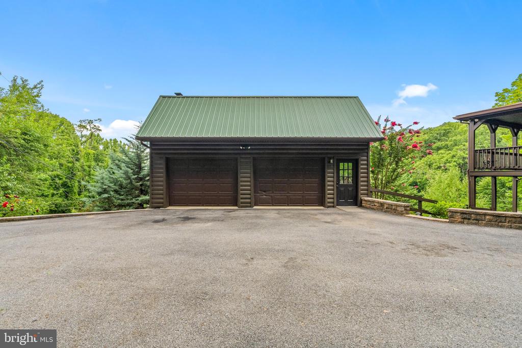 9124 HAWBOTTOM ROAD