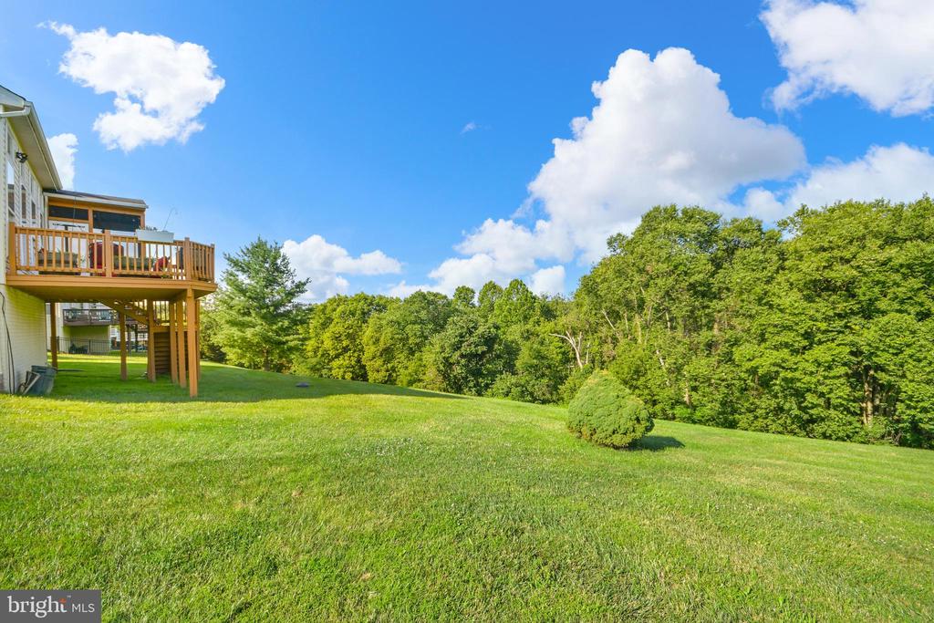 8 N POINTE TERRACE