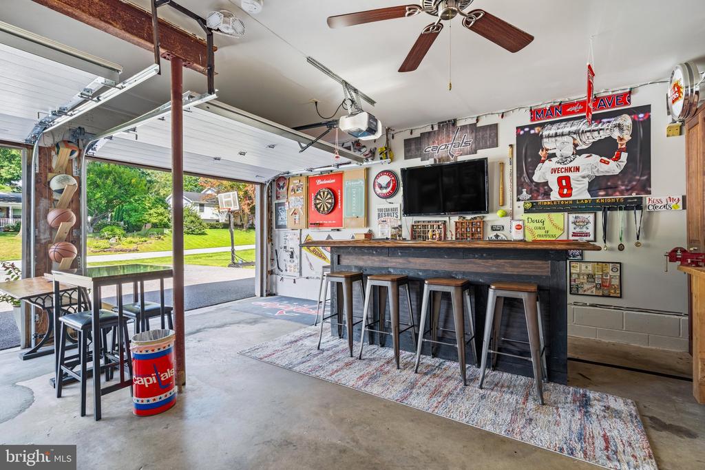 4209 GARNET DRIVE
