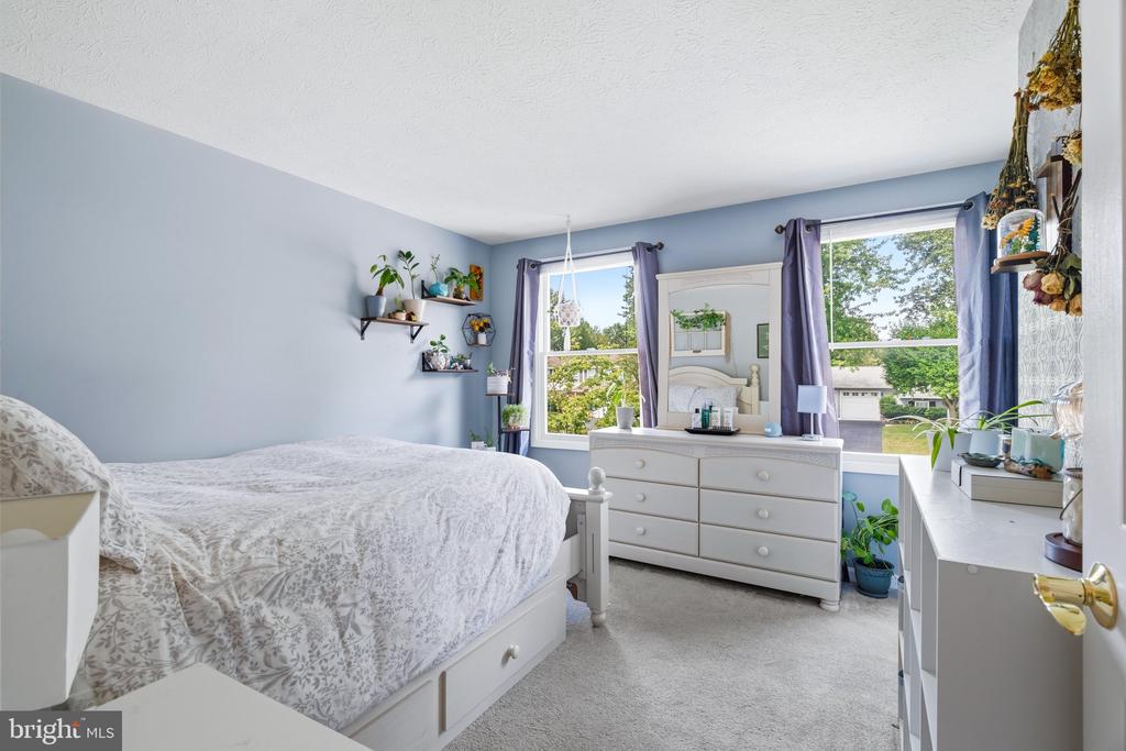 4209 GARNET DRIVE