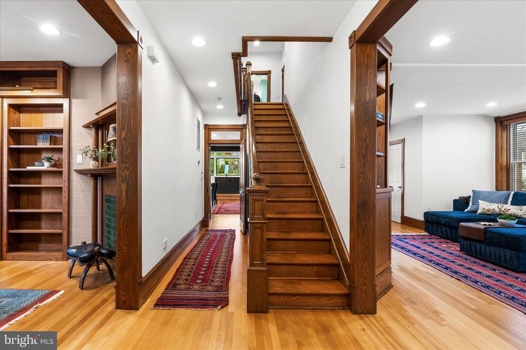 19 E MAIN STREET