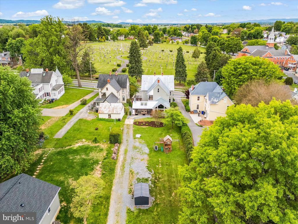 19 E MAIN STREET