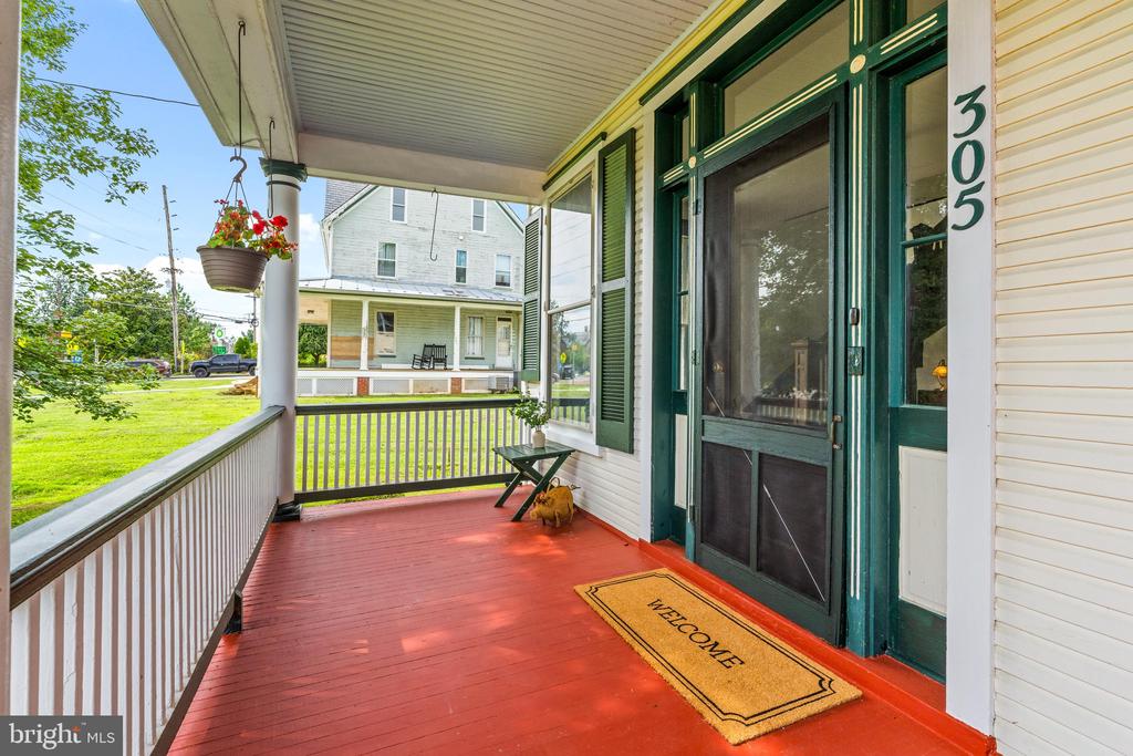 305 E MAIN STREET